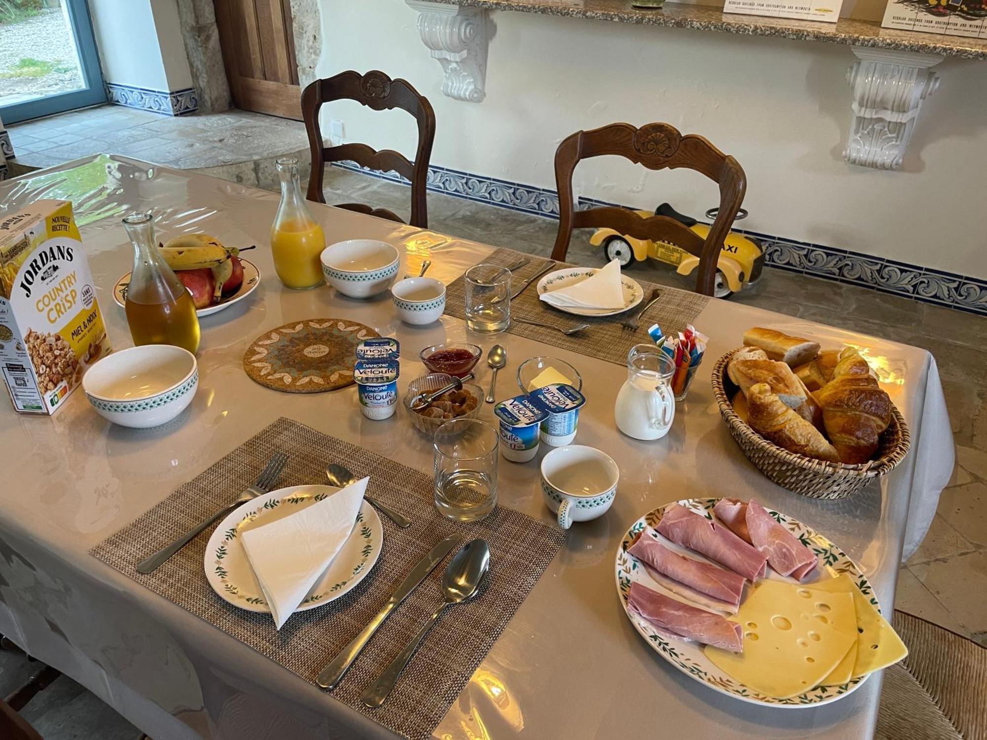 La Ptite Normande Bed and Breakfast Saint-Germain-de-Tournebut Buitenkant foto